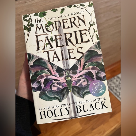 Other Holly Blacks The Modern Faerie Tales Collection Tithe Valiant